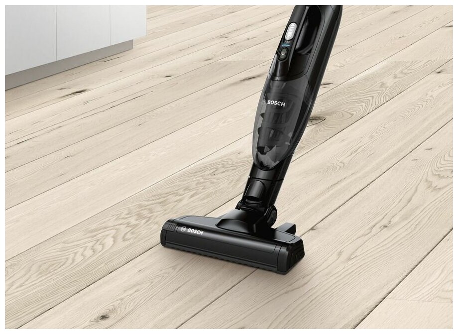 Пылесос Bosch BCHF220B, черный